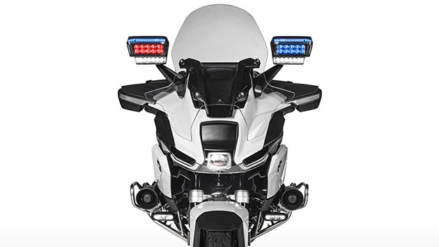 Image of the LED flashing and rotating lights of the R 1300 RT-P authority vehicle