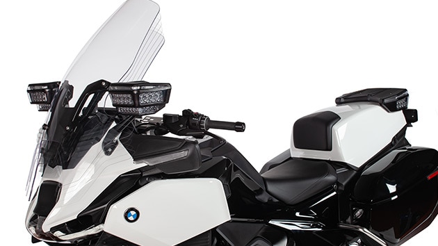 Image excerpt shows adjustable windscreen